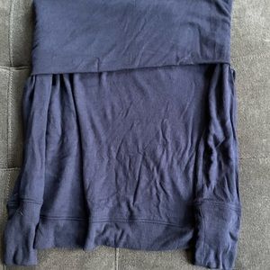 Off the shoulder long sleeve